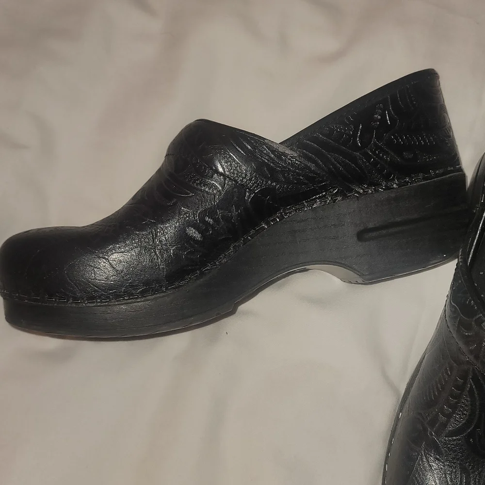 Dansko Clogs - Picture 5 of 6